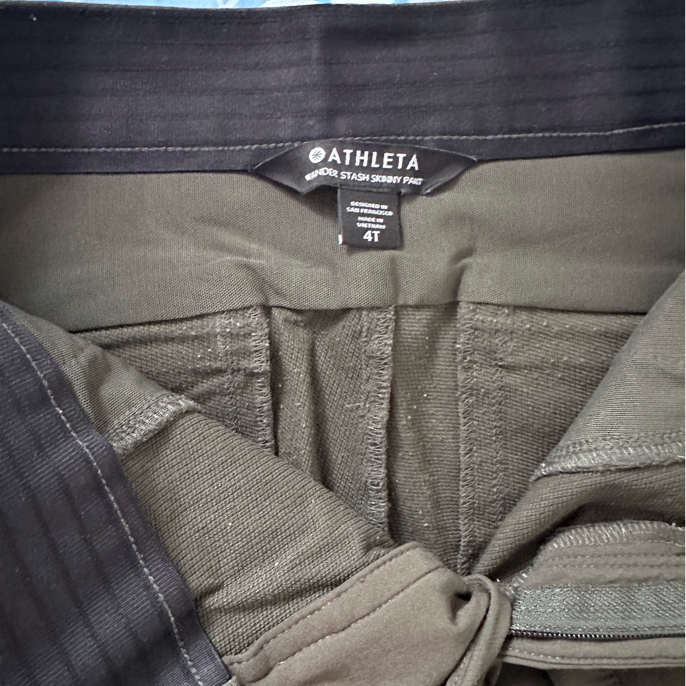 Athleta Stash Skinny Pant Leggings Size 4 Tall Olive High Rise Pocket